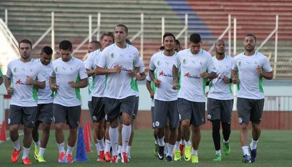 بالفيديو : ملخص مباراة المنتخب الجزائري / المنتخب الغيني : ( 1-2)