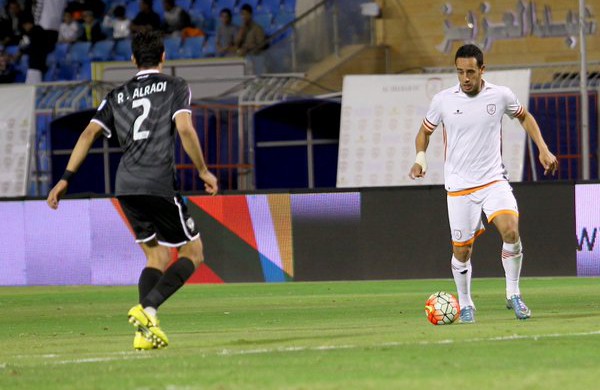 بالفيديو : الهدف الثالث في الدوري السعودي في ثالث مباراة للجزائري ً بن يطو ً مع الشباب