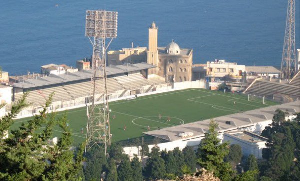 ملعب عمر حمادي بالجزائر العاصمة يحتضن لقاء ليبيا وتونس بتصفيات المونديال